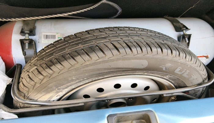 2021 Maruti New Wagon-R LXI CNG 1.0, Petrol, Manual, 46,069 km, tyre