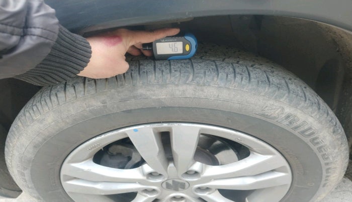 2016 Maruti Vitara Brezza ZDI PLUS, Diesel, Manual, 1,13,680 km, tyre