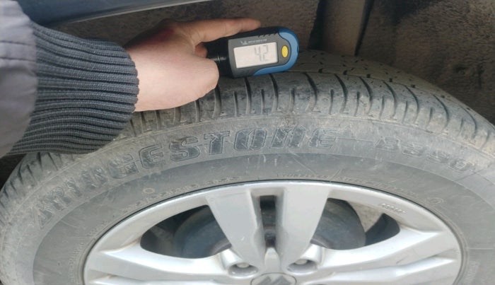 2016 Maruti Vitara Brezza ZDI PLUS, Diesel, Manual, 1,13,680 km, tyre