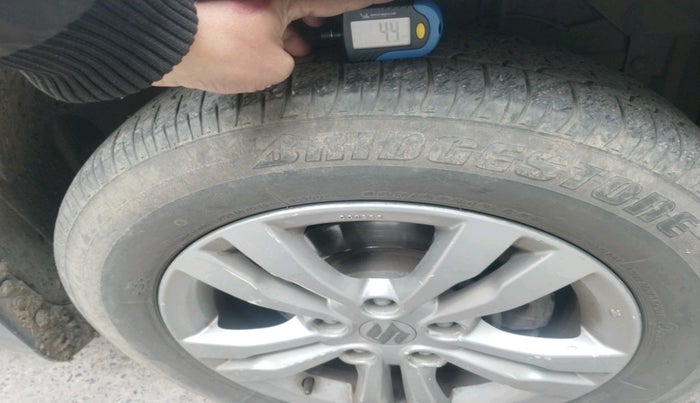 2016 Maruti Vitara Brezza ZDI PLUS, Diesel, Manual, 1,13,680 km, tyre