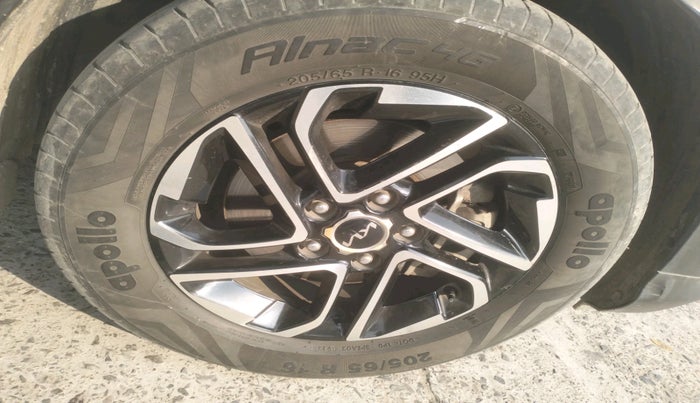 2022 KIA CARENS PRESTIGE PLUS 1.5 DIESEL 7 STR, Diesel, Manual, 91,645 km, tyre