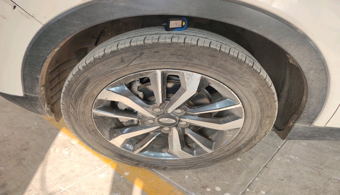 2020 Mahindra XUV300 W8 (O) 1.5 DIESEL, Diesel, Manual, 62,851 km, tyre