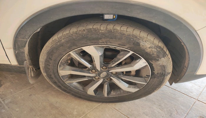 2020 Mahindra XUV300 W8 (O) 1.5 DIESEL, Diesel, Manual, 62,851 km, tyre