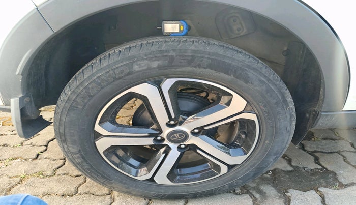 2021 Tata NEXON EV XZ PLUS, Electric, Automatic, 39,267 km, tyre