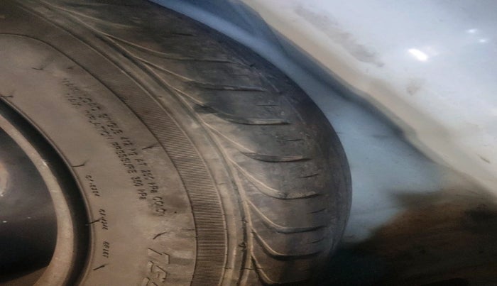 2011 Chevrolet Beat PS PETROL, Petrol, Manual, 46,515 km, tyre