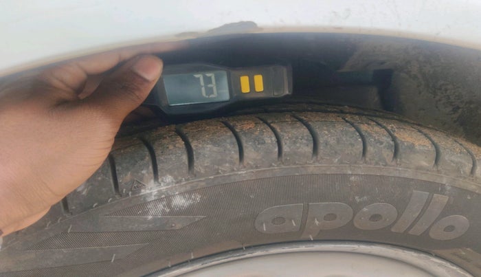 2011 Chevrolet Beat PS PETROL, Petrol, Manual, 46,515 km, tyre