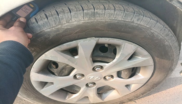 2013 Hyundai Grand i10 MAGNA 1.1 CRDI, Diesel, Manual, 1,56,511 km, tyre