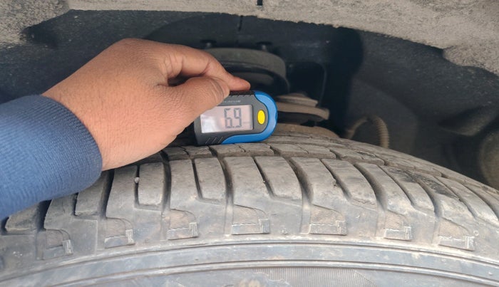 2023 Mahindra SCORPIO-N Z6 DIESEL MT 2WD 7 STR, Diesel, Manual, 9,920 km, tyre