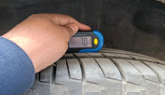 2023 Mahindra SCORPIO-N Z6 DIESEL MT 2WD 7 STR, Diesel, Manual, 9,920 km, tyre