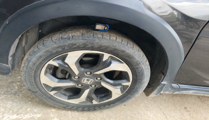 2016 Honda BR-V 1.5L I- DTEC V, Diesel, Manual, 1,07,632 km, tyre