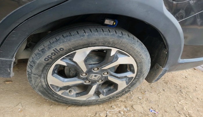 2016 Honda BR-V 1.5L I- DTEC V, Diesel, Manual, 1,07,632 km, tyre