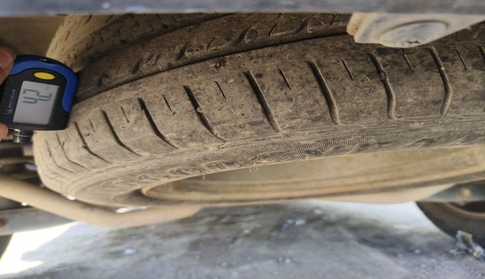 2016 Mahindra XUV500 W10 AT, Diesel, Automatic, 95,000 km, tyre