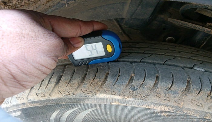 2025 Maruti FRONX DELTA CNG 1.2 MT, Petrol, Manual, 14,460 km, tyre