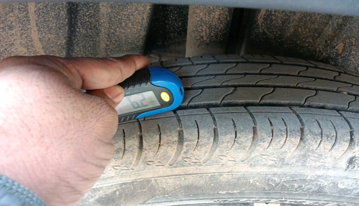 2025 Maruti FRONX DELTA CNG 1.2 MT, Petrol, Manual, 14,460 km, tyre