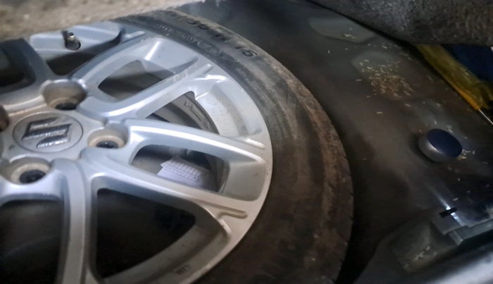 2018 Maruti Swift ZXI, Petrol, Manual, 73,397 km, tyre