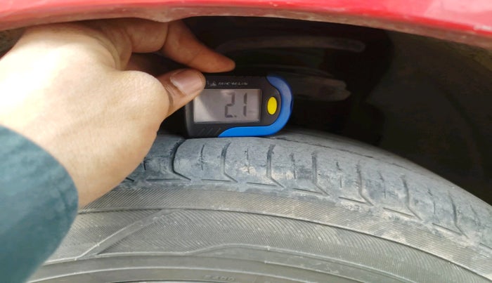 2018 Tata Tiago XZ PETROL, Petrol, Manual, 70,624 km, tyre