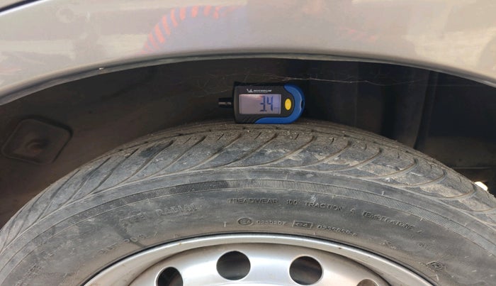 2013 Chevrolet Sail UVA 1.2 BASE, Petrol, Manual, 54,750 km, tyre