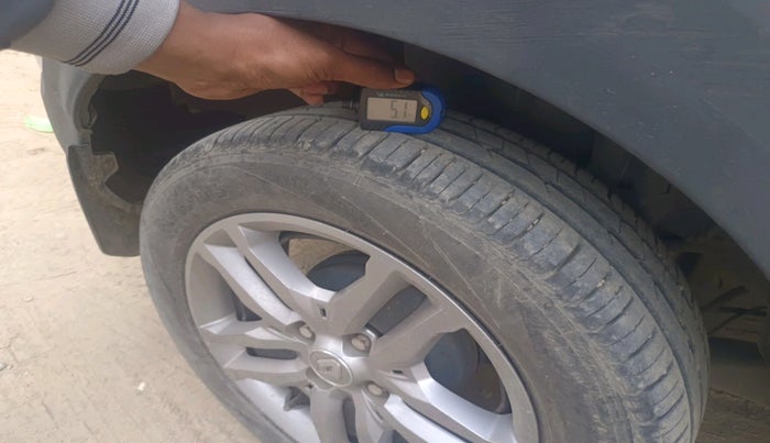 2021 Renault TRIBER RXZ AMT, Petrol, Automatic, 20,160 km, tyre