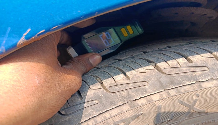 2017 Hyundai Grand i10 SPORTZ (O) 1.2 KAPPA VTVT, Petrol, Manual, 50,818 km, tyre