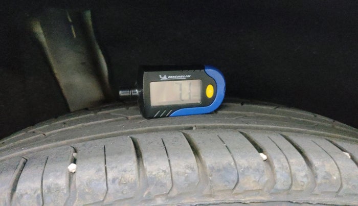 2018 Maruti Vitara Brezza VDI, Diesel, Manual, 53,000 km, tyre