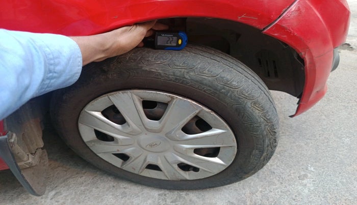 2012 Ford Figo ZXI 1.4 DIESEL, Diesel, Manual, 1,61,580 km, tyre