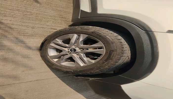 2019 KIA SELTOS HTX 1.5 DIESEL, Diesel, Manual, 59,423 km, tyre