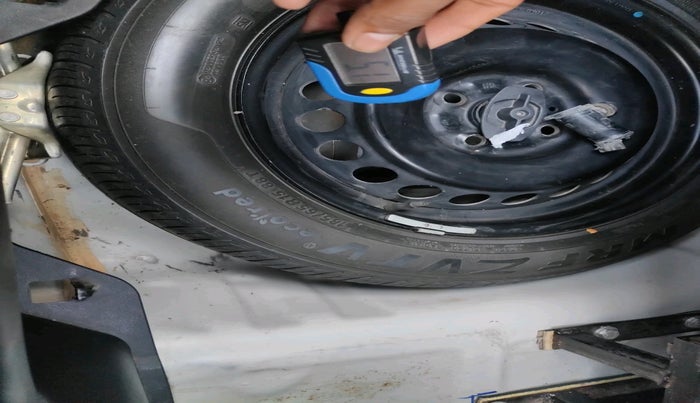 2021 Maruti Baleno DELTA PETROL 1.2, Petrol, Manual, 78,175 km, tyre