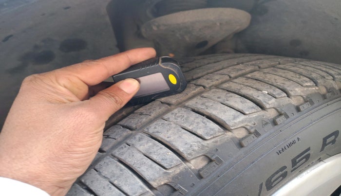 2016 Mahindra XUV500 W4 1.99, Diesel, Manual, 82,427 km, tyre