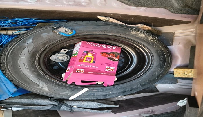 2018 Honda Amaze 1.5L I-DTEC V, Diesel, Manual, 93,550 km, tyre