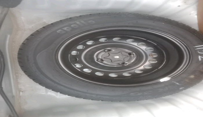 2017 Datsun Go ANNIVERSARY EDITION, Petrol, Manual, 16,517 km, tyre