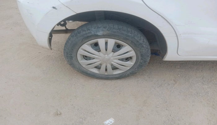 2017 Datsun Go ANNIVERSARY EDITION, Petrol, Manual, 16,517 km, tyre