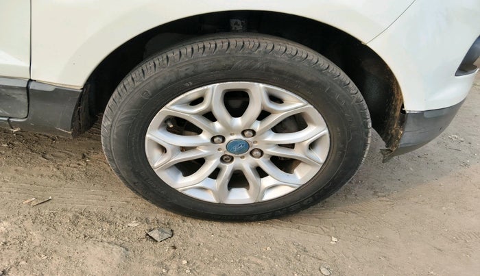 2016 Ford Ecosport TITANIUM 1.5L DIESEL, Diesel, Manual, 80,482 km, tyre