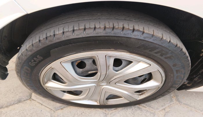 2023 Tata ALTROZ XT PETROL, Petrol, Manual, 33,615 km, tyre