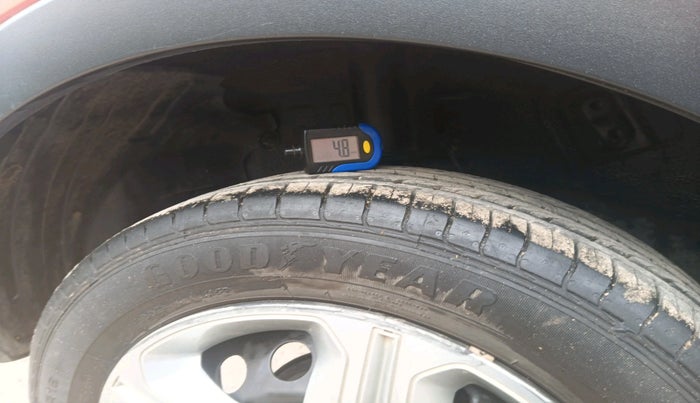 2020 Tata NEXON XM PETROL, Petrol, Manual, 23,568 km, tyre