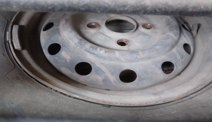 2014 Maruti Wagon R 1.0 LXI CNG, Petrol, Manual, 94,287 km, tyre