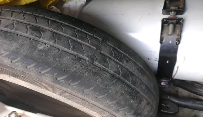 2019 Maruti Celerio VXI CNG, Petrol, Manual, 1,07,963 km, tyre