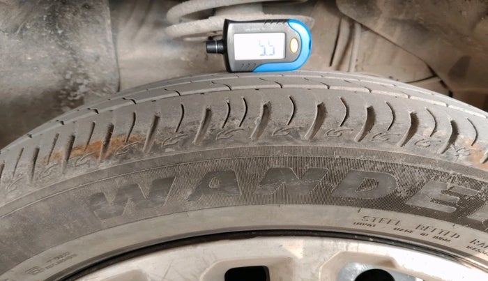 2019 Maruti Vitara Brezza VDI, Diesel, Manual, 79,181 km, tyre