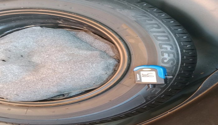 2022 Hyundai NEW I20 SPORTZ 1.5 MT, Diesel, Manual, 1,21,879 km, tyre