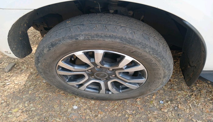 2019 Ford Endeavour TITANIUM PLUS 3.2 4X4 AT SUNROOF, Diesel, Automatic, 1,61,010 km, tyre