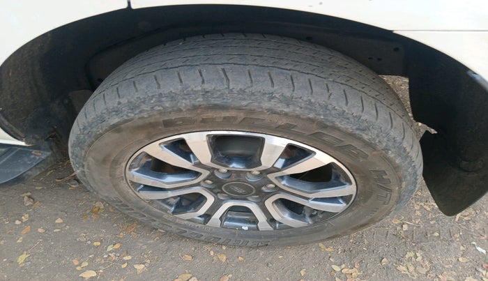 2019 Ford Endeavour TITANIUM PLUS 3.2 4X4 AT SUNROOF, Diesel, Automatic, 1,61,010 km, tyre