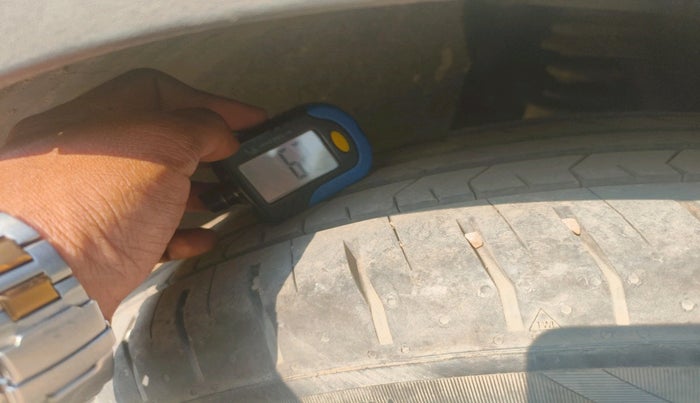 2024 Hyundai Creta SX TECH 1.5 PETROL iVT, Petrol, Automatic, 11,469 km, tyre