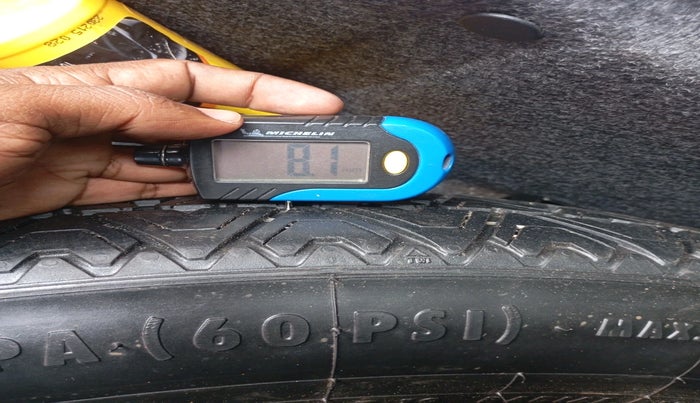 2012 Mercedes Benz M Class ML 350 CDI, Diesel, Automatic, 1,19,863 km, tyre