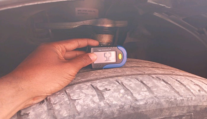 2012 Mercedes Benz M Class ML 350 CDI, Diesel, Automatic, 1,19,863 km, tyre