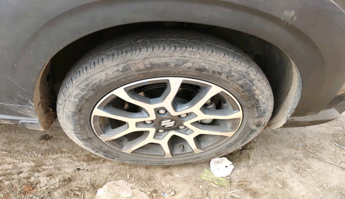 2023 Maruti XL6 ZETA MT, Petrol, Manual, 16,322 km, tyre