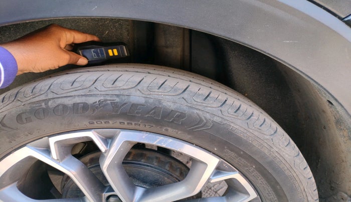 2021 Skoda KUSHAQ STYLE 1.5L TSI DSG, Petrol, Automatic, 77,856 km, tyre