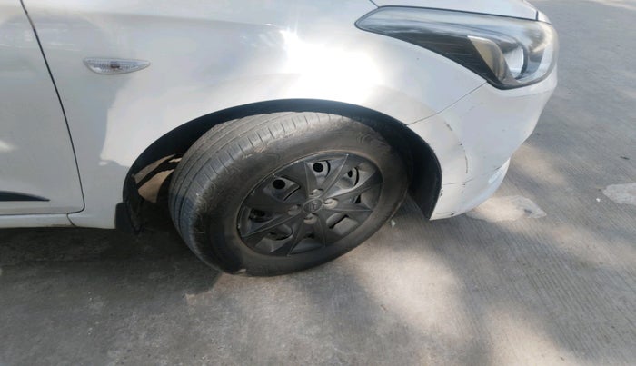 2015 Hyundai Elite i20 MAGNA 1.2, Petrol, Manual, 63,043 km, tyre