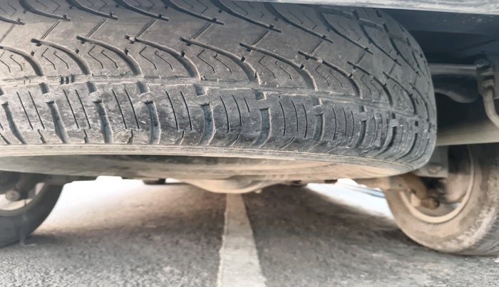 2018 Mahindra Scorpio S11 2WD, Diesel, Manual, 1,52,441 km, tyre