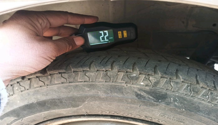 2011 Maruti Wagon R 1.0 LXI CNG, Petrol, Manual, 1,15,704 km, tyre