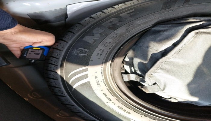 2024 Tata NEXON Pure S 1.2 Revotron 6AMT, Petrol, Automatic, 11,084 km, tyre