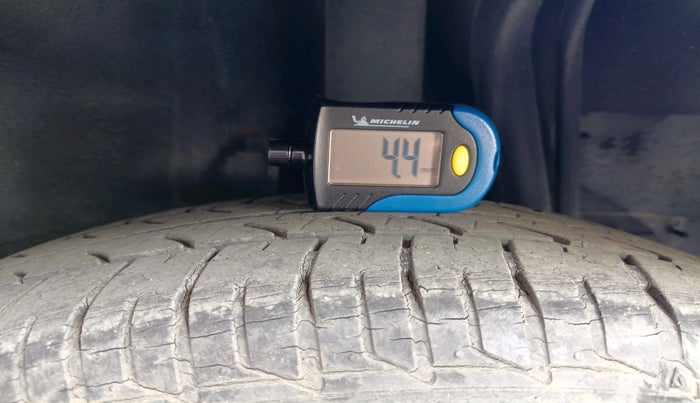 2015 Tata Zest XM PETROL, Petrol, Manual, 53,725 km, tyre